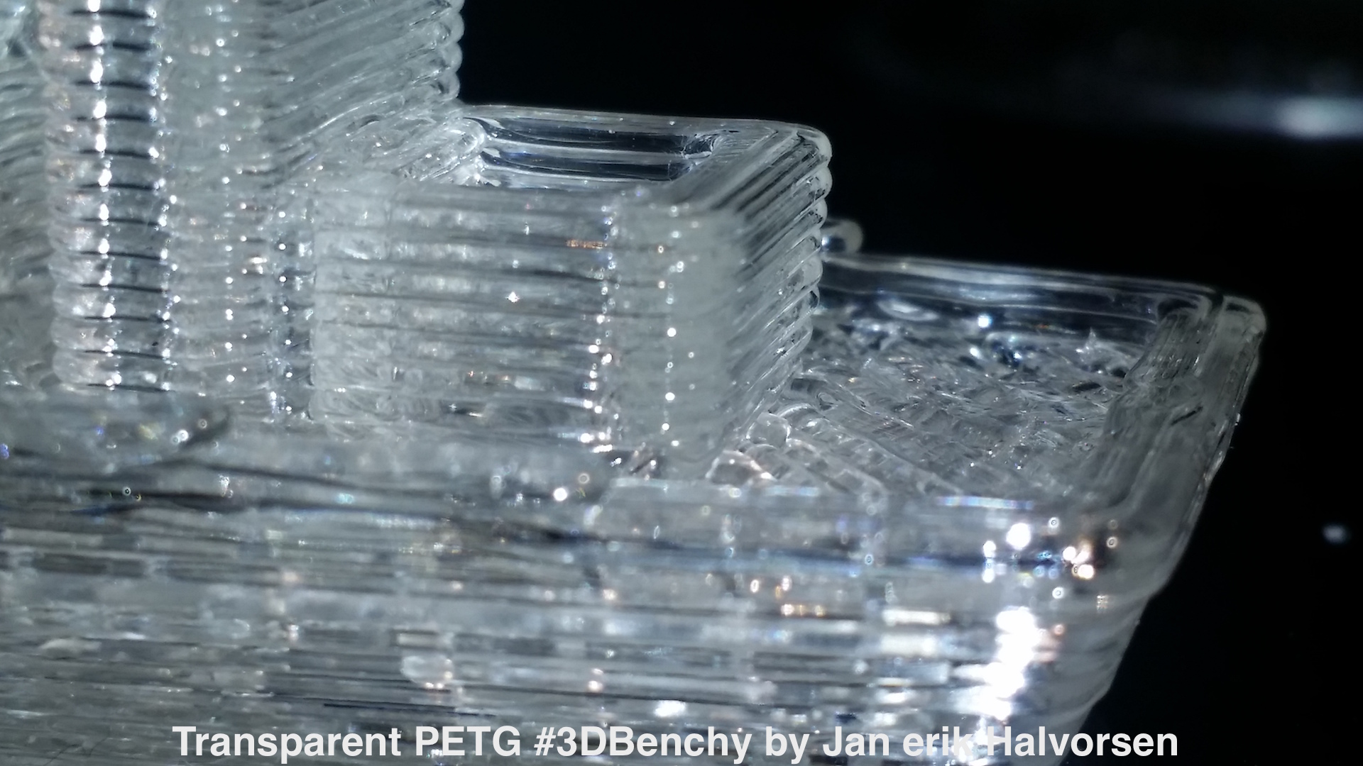 Thick-layered transparent #3DBenchy – #3DBenchy